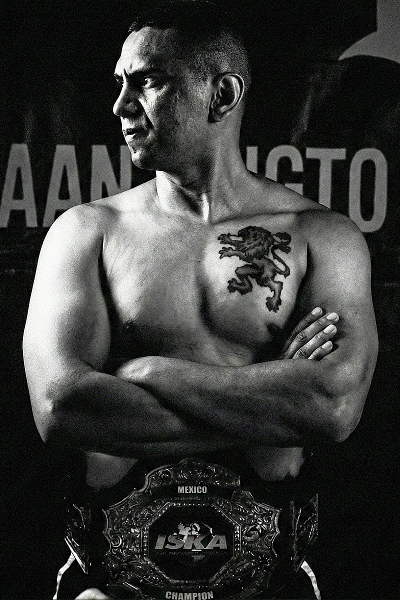 Kru Carlos - 8 - Baan Singto